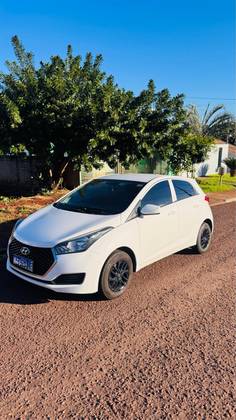 HYUNDAI HB20 1.0 UNIQUE 12V FLEX 4P MANUAL HYUNDAI HB20 1.0 UNIQUE 12V FLEX 4P MANUAL